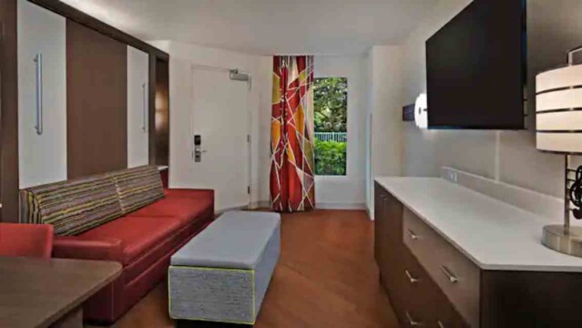 All Star Music - Suite Familiar All Star Music - Suite Familiar